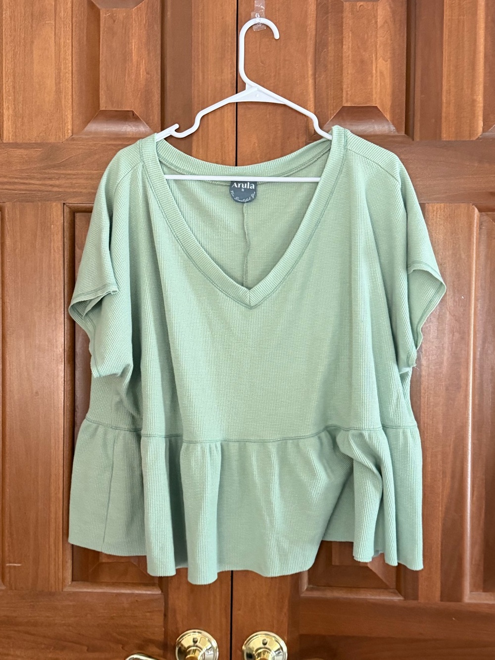 ARULA Mint Green V-Neck Peplum Short Sleeve Top